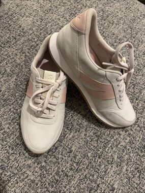 Kizik Milan Step-In Hands-Free Leather Sneaker Peach 8.5